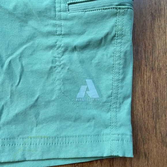 Eddie Bauer First Ascent Guide Pro Shorts - Picture 5 of 5